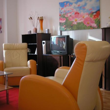 Vacation Apartment Up To 10 Bratislava Room photo